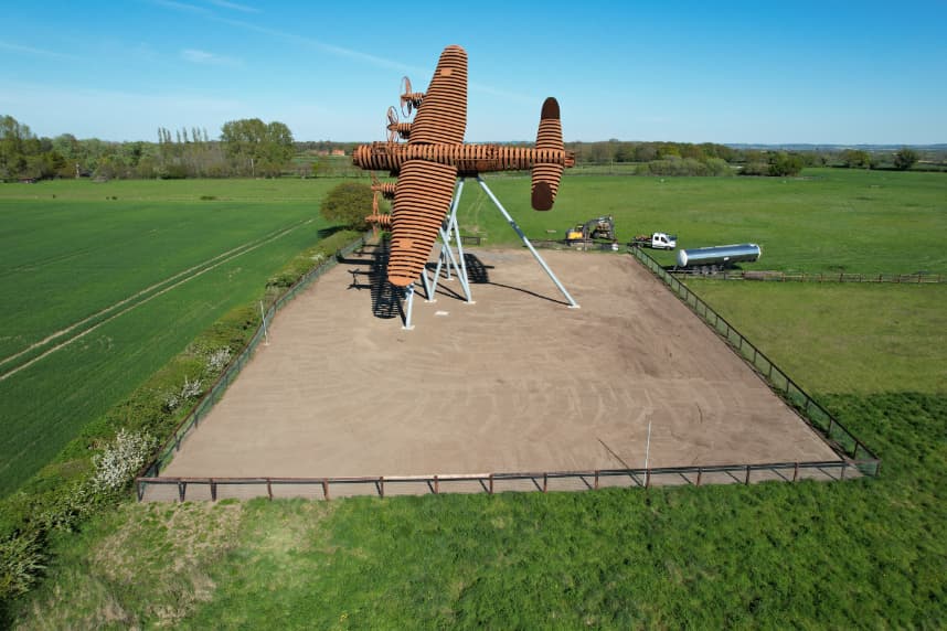 On Freedom's Wings - Lancaster Bomber Sculpture project photography 8