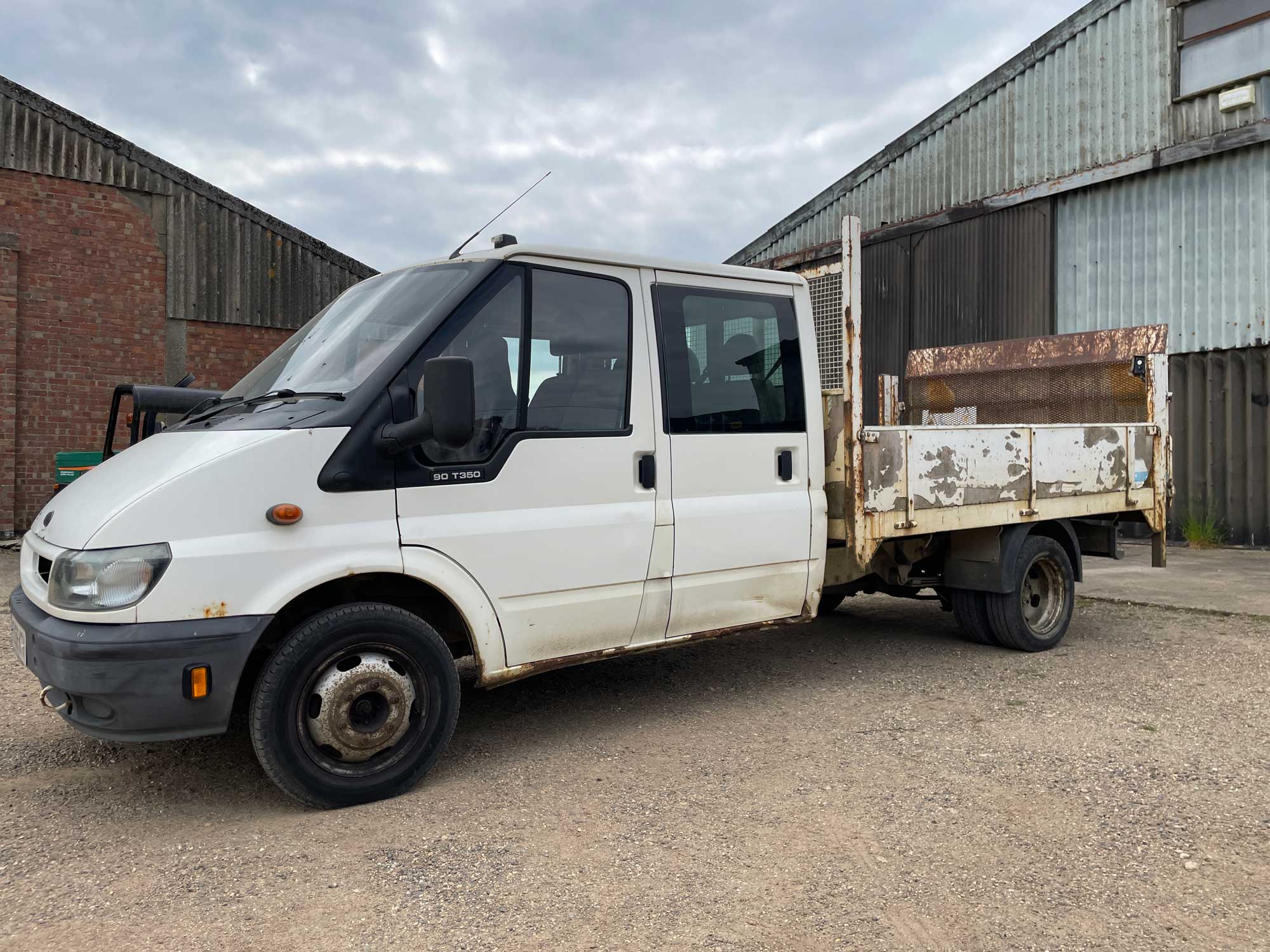 Ford Transit Crew Cab Tail Lift