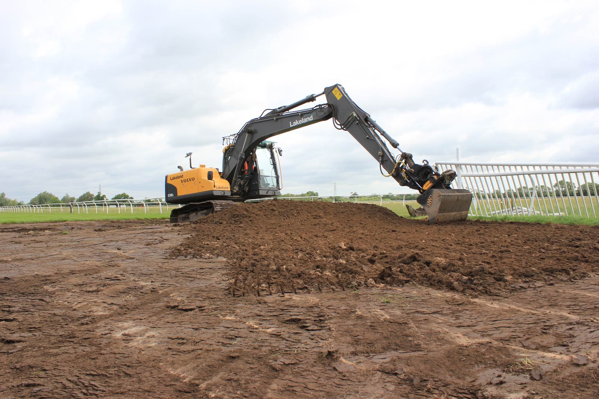 Huntingdon Racecourse project photography 13