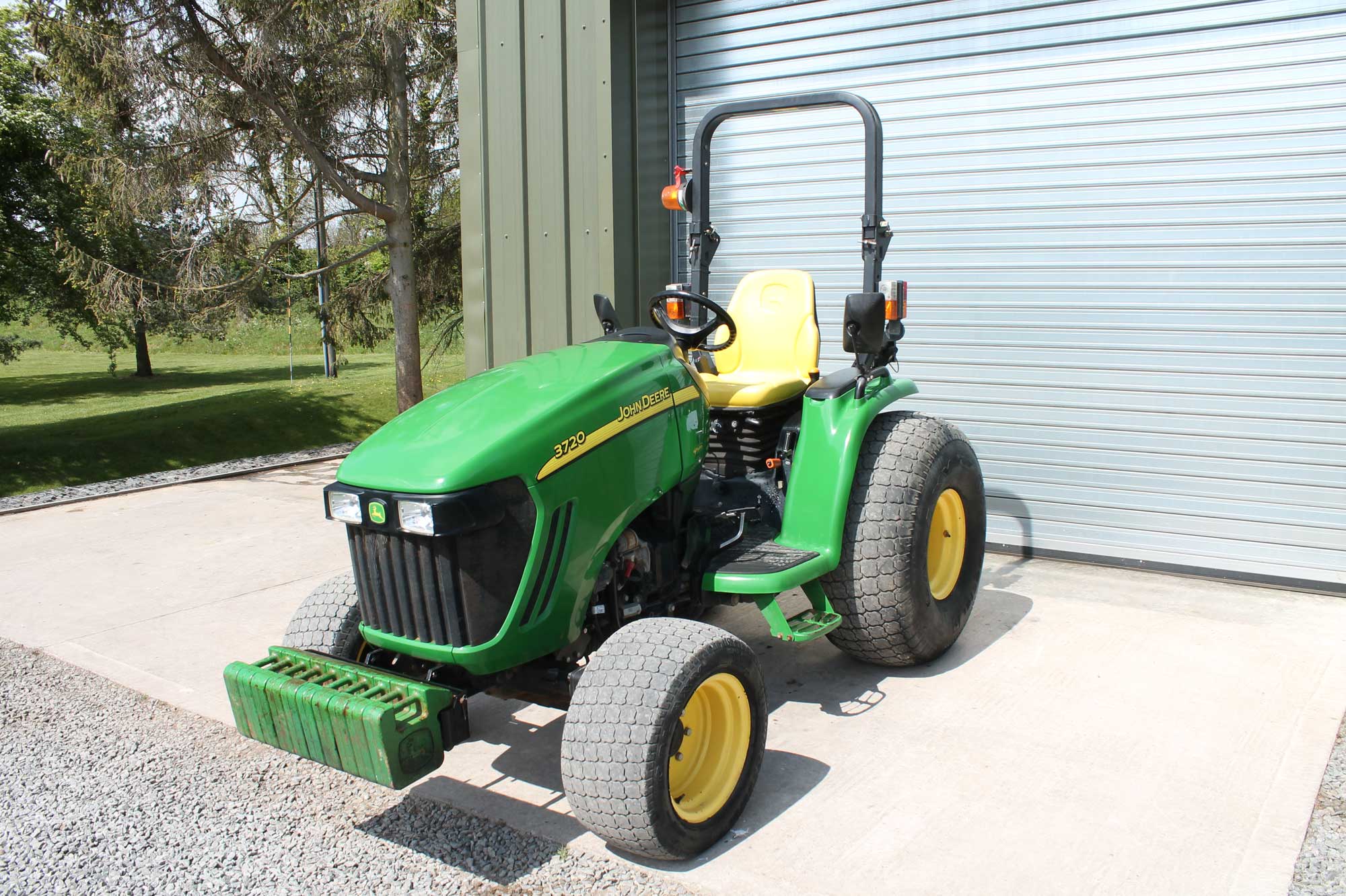 John Deere 3720 Tractor