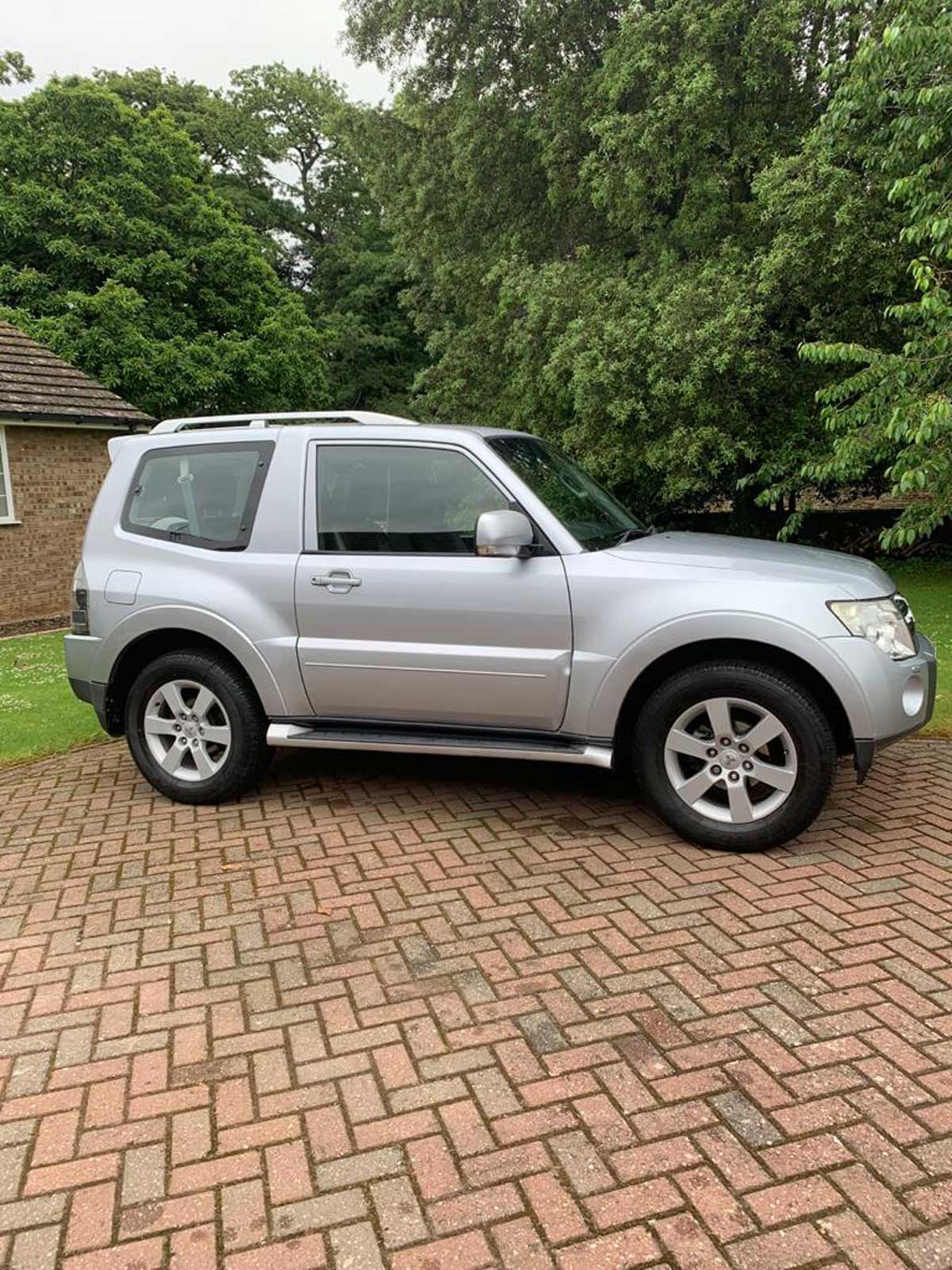 Mitsubishi Shogun Elegance