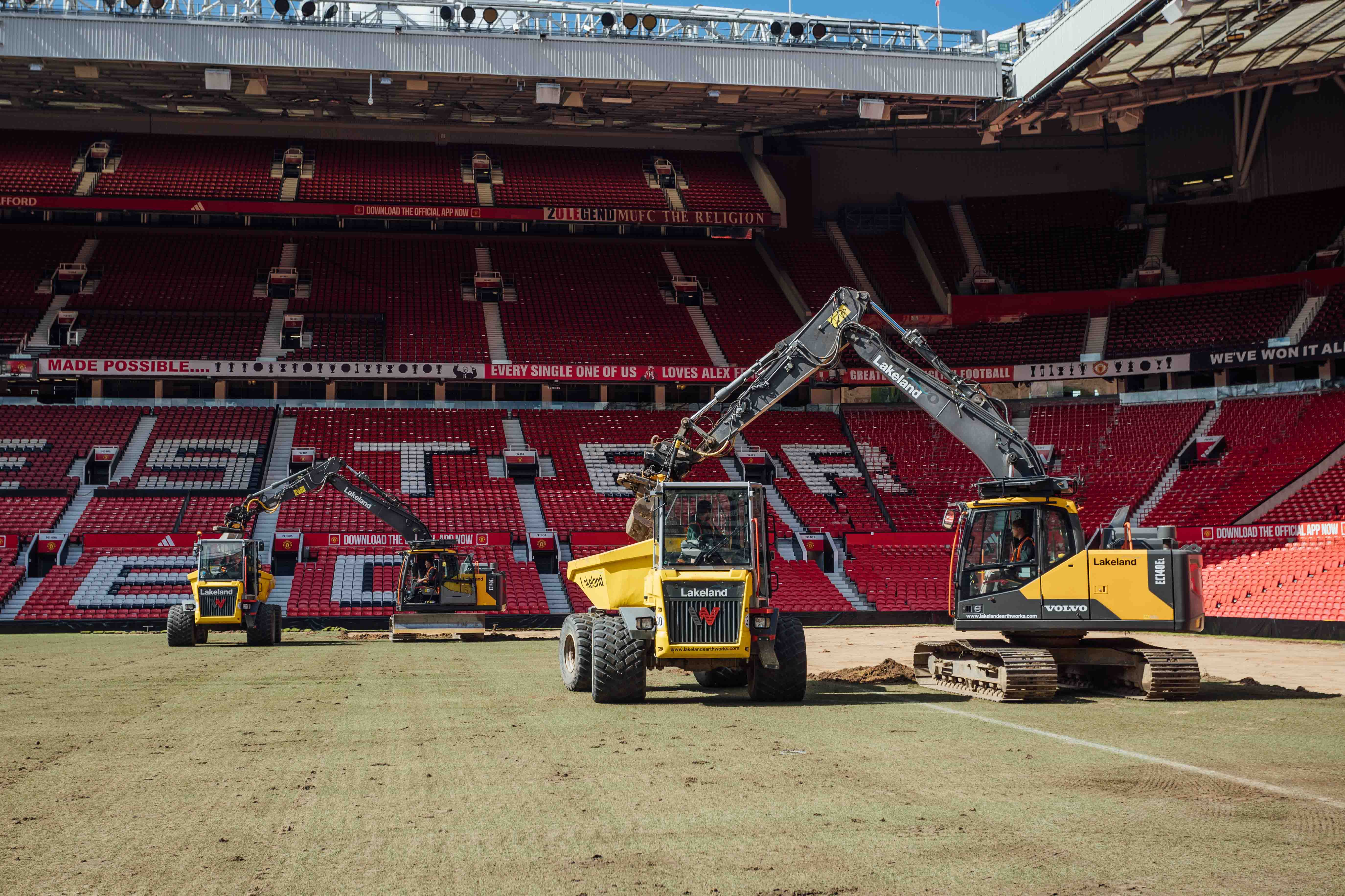 Rebuilding Old Trafford, the Theatre of Dreams project photography 3